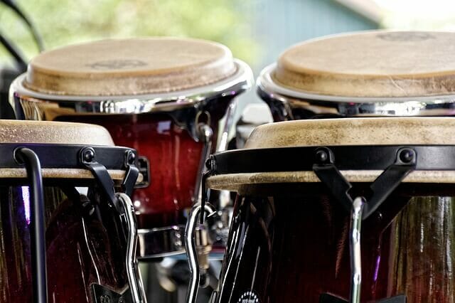 travellers musical instruments