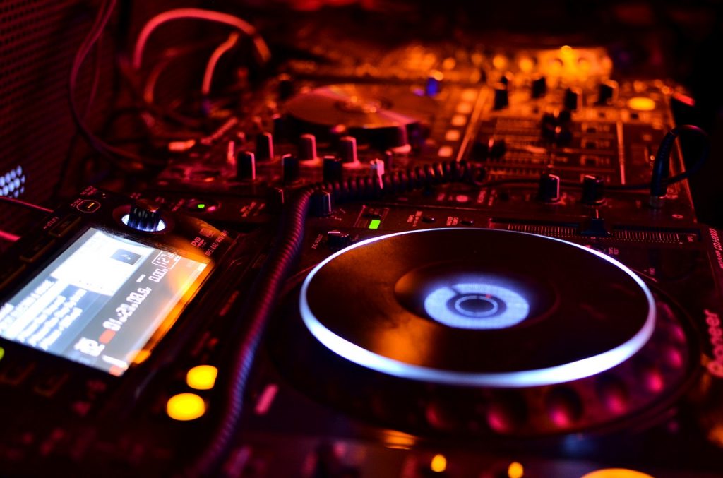 9 Best DJ Speakers of 2024 For A Top Powered Performance